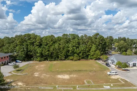 3585 Henderson Drive Jacksonville NC 28546