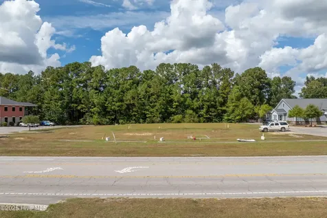 3585 Henderson Drive Jacksonville NC 28546