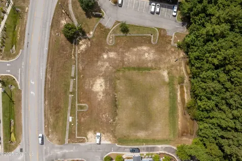 3585 Henderson Drive Jacksonville NC 28546