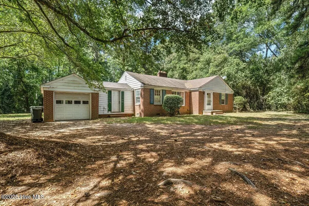 1809 S Slocumb Street Goldsboro NC 27530