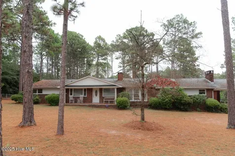 303 Dogwood Lane Hamlet NC 28345