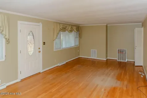 303 Dogwood Lane Hamlet NC 28345