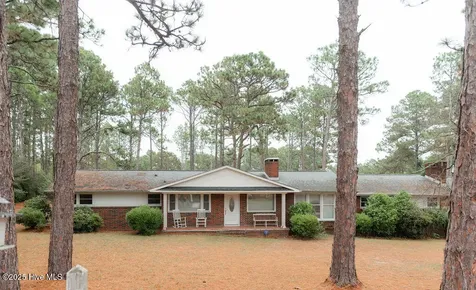 303 Dogwood Lane Hamlet NC 28345