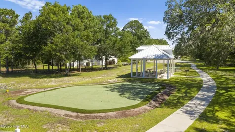 1884 Russell Hewett Road SW Supply NC 28462