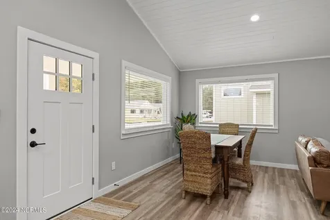 171 Long Pond Loop Swansboro NC 28584