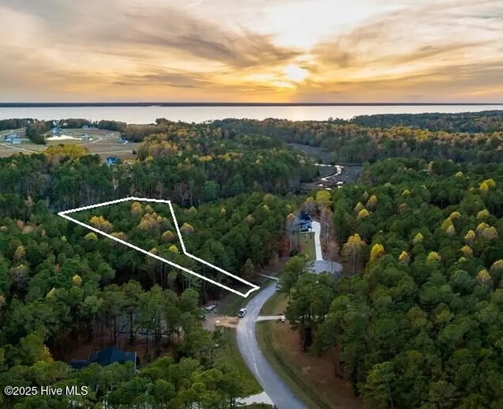 89 Willow Cove Lane Minnesott Beach NC 28510