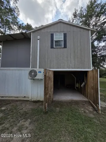 708 Albert Beatty Lane Harrells NC 28444