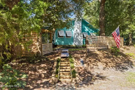 201 Hoop Pole Creek Drive Atlantic Beach NC 28512