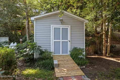 201 Hoop Pole Creek Drive Atlantic Beach NC 28512