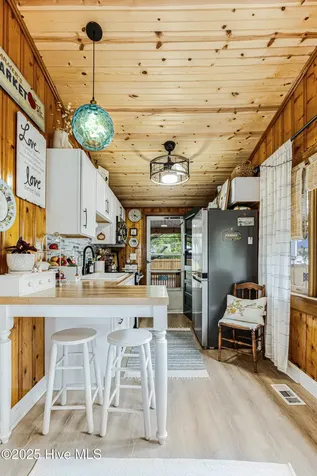 140 NW 9th Street Oak Island NC 28465