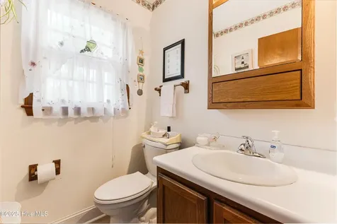 140 NW 9th Street Oak Island NC 28465