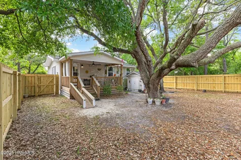 140 NW 9th Street Oak Island NC 28465
