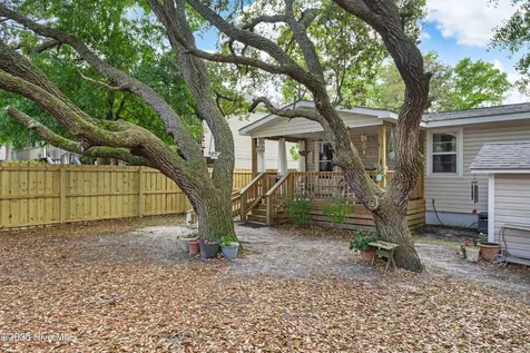 140 NW 9th Street Oak Island NC 28465