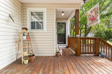 140 NW 9th Street Oak Island NC 28465
