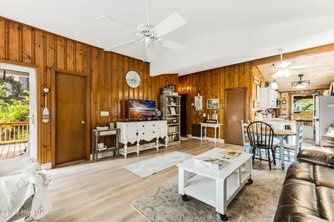 140 NW 9th Street Oak Island NC 28465