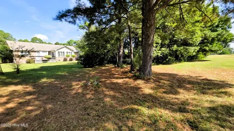 812 Pelican Drive New Bern NC 28560