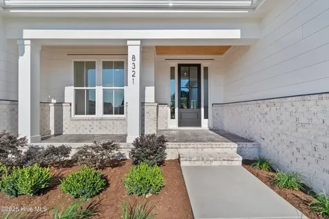 8321 Winding Creek Circle Wilmington NC 28411