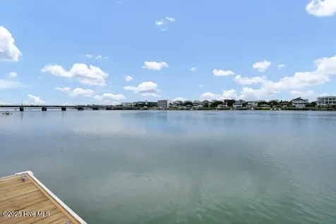 9 W Atlanta Street Wrightsville Beach NC 28480