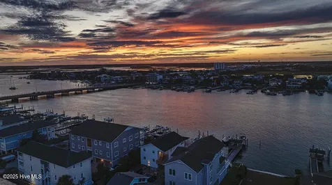 9 W Atlanta Street Wrightsville Beach NC 28480