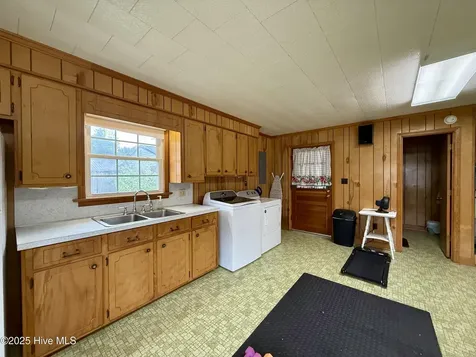 1005 Pinecrest Street Williamston NC 27892