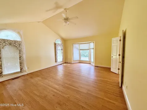 4503 Greenview Road Trent Woods NC 28562