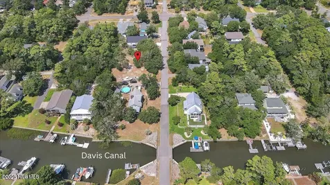 107 SW 28th Street Oak Island NC 28465