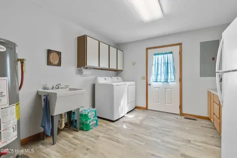 1894 Muriel Street SW Supply NC 28462