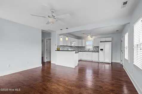 1404 Shackleford Street Morehead City NC 28557