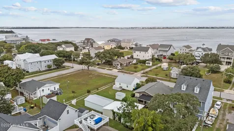1404 Shackleford Street Morehead City NC 28557