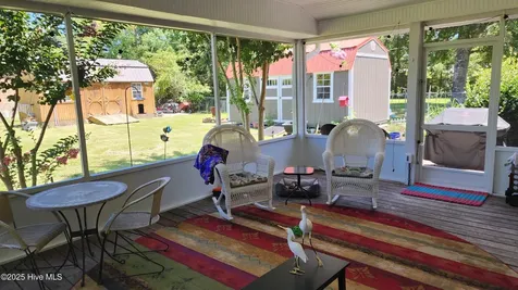 706 Hedrick Boulevard Morehead City NC 28557