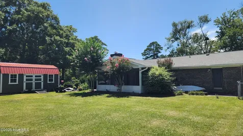 706 Hedrick Boulevard Morehead City NC 28557