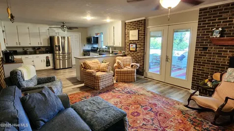 706 Hedrick Boulevard Morehead City NC 28557