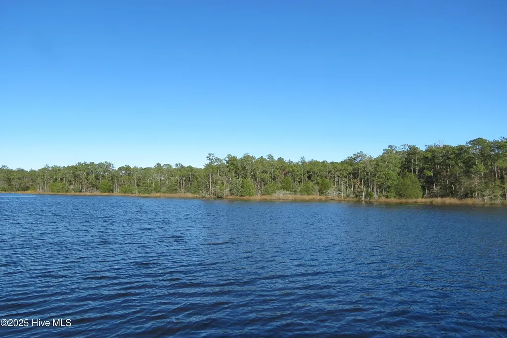 375 Tar Creek Road Oriental NC 28571