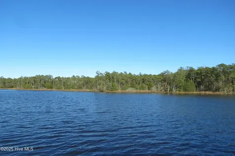 375 Tar Creek Road Oriental NC 28571