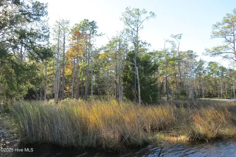 375 Tar Creek Road Oriental NC 28571