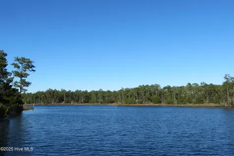 375 Tar Creek Road Oriental NC 28571