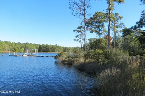 375 Tar Creek Road Oriental NC 28571