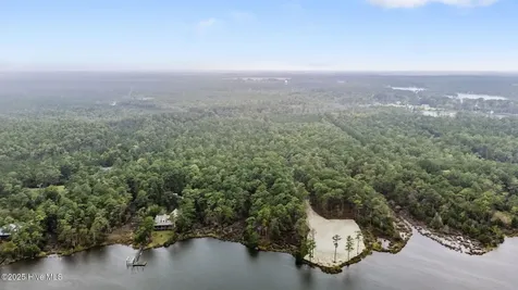 375 Tar Creek Road Oriental NC 28571