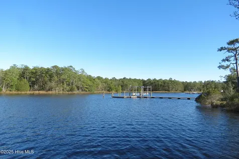375 Tar Creek Road Oriental NC 28571