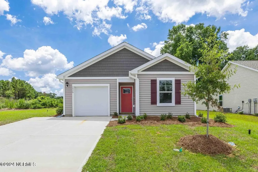 1234 Skystone Loop NE Supply NC 28462