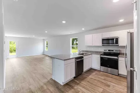 1234 Skystone Loop NE Supply NC 28462
