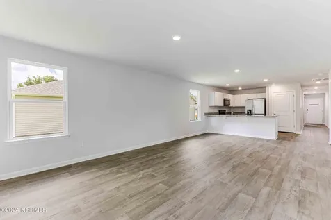 1234 Skystone Loop NE Supply NC 28462