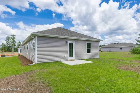 1234 Skystone Loop NE Supply NC 28462