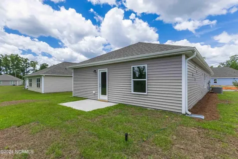 1234 Skystone Loop NE Supply NC 28462