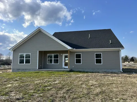 126 Hampton Place Hertford NC 27944