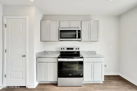 1222 Skystone Loop NE Supply NC 28462