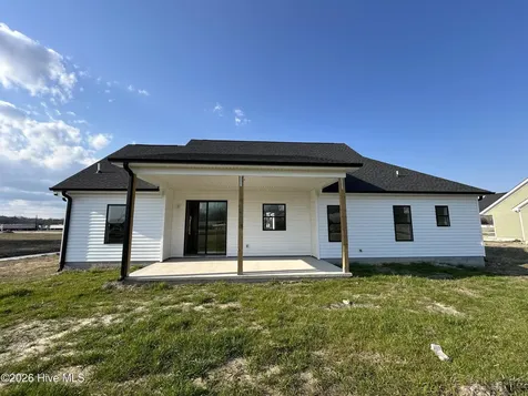 110 Hampton Place Hertford NC 27944