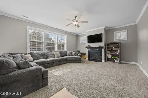 147 Foggy River Way Jacksonville NC 28540