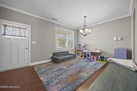 147 Foggy River Way Jacksonville NC 28540