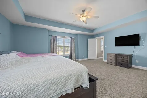 147 Foggy River Way Jacksonville NC 28540